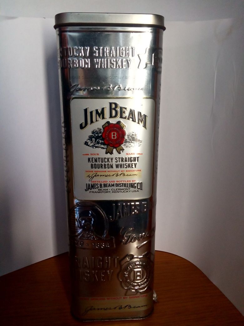 Lata Jim Beam