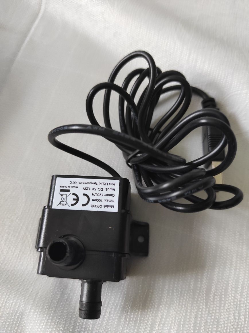 Насос для акваріума USB 5V 120 l/h