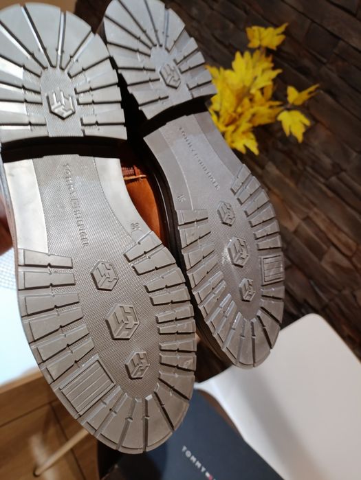 Nowe botki Tommy Hilfiger 39