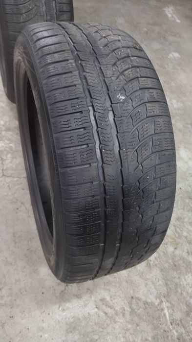 Opony Nokian 235/45/18 zimowe