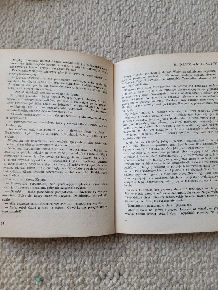 Ze 101 frontowych nocy książka Janusz Przymanowski