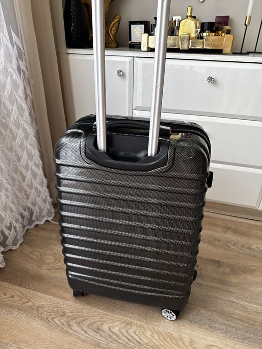 Walizka gabanno 4 kolka obrotowe srednia