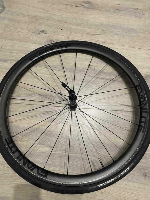Koła szosowe Evanlite Black 35 DT350, pod oponę i hamulce szczękowe