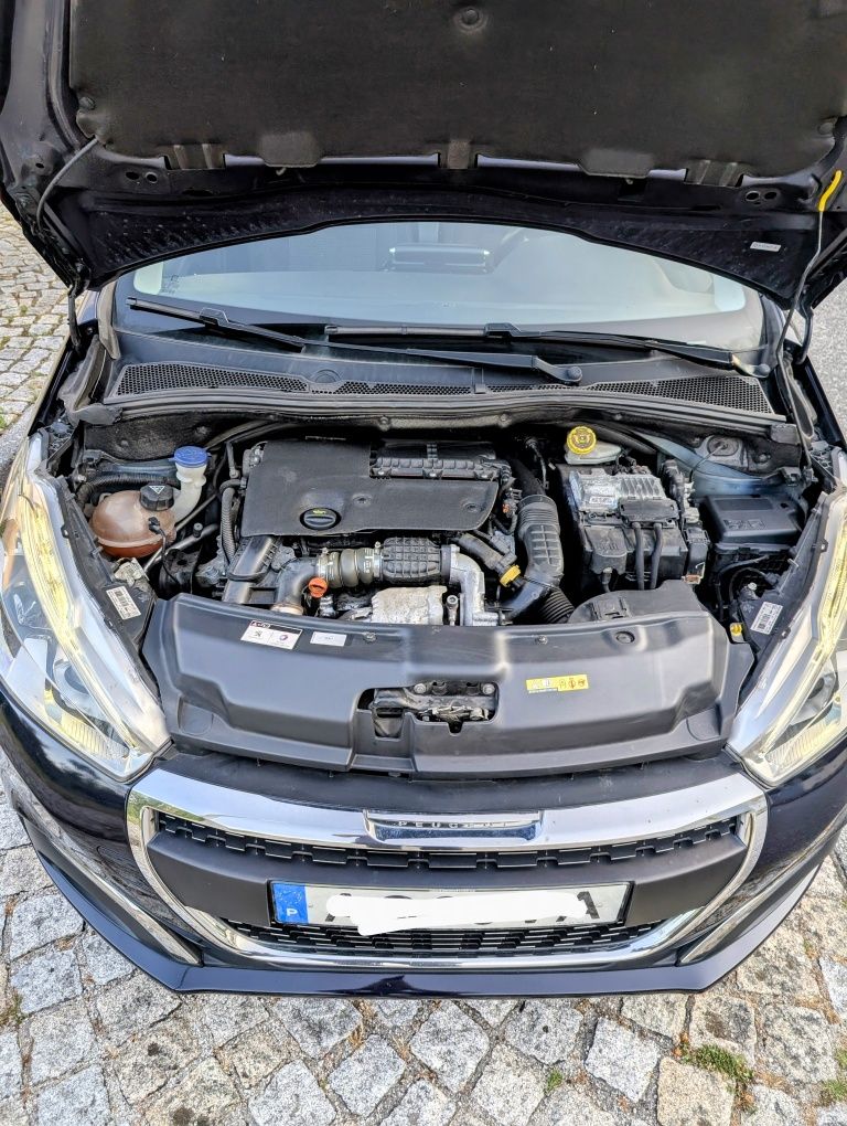 Peugeot 208 1.6Hdi Allure 100cv
