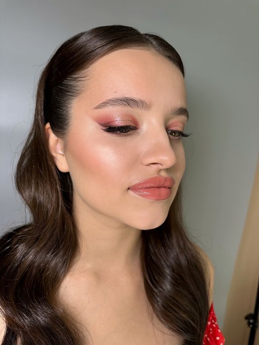 Макіяж.Зачіски.Весільний образ.