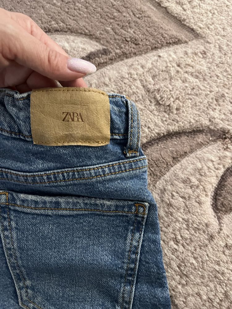 Детские джинсы Zara