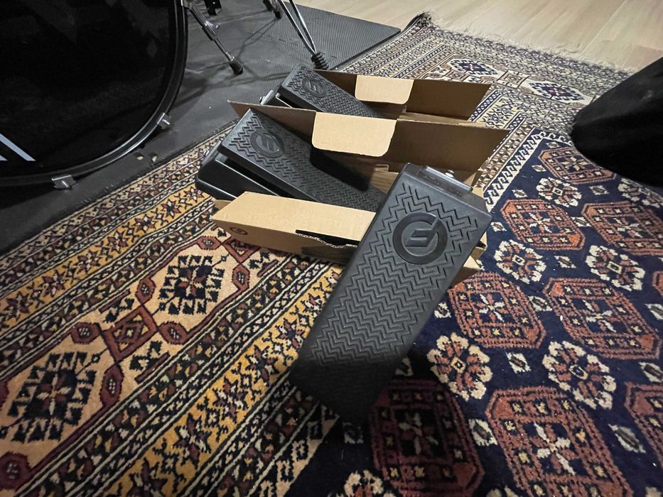 Moog EP-3 - 40 (Only one available)
Pedal de guitarra Moog EP-3