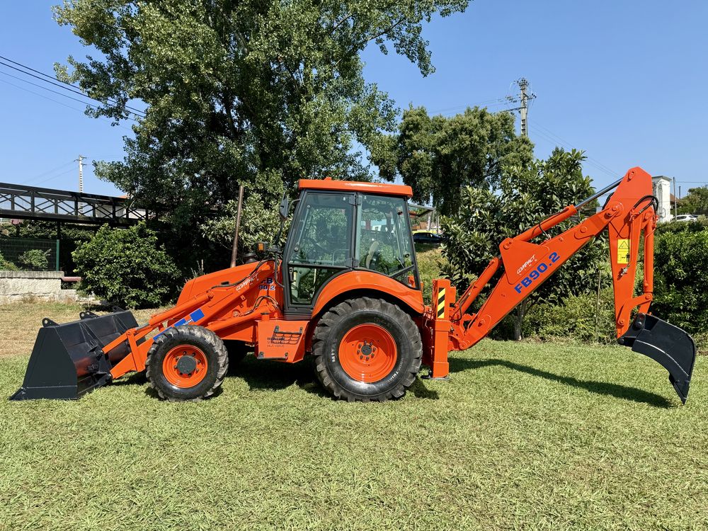 Retroescavadora Fiat Hitachi