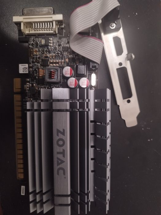 GeForce GT 730 4 GB DDR3 64bit
