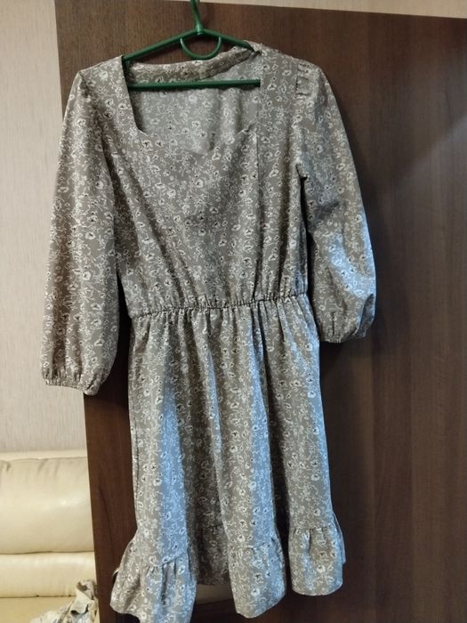 Продам жіночу сукню