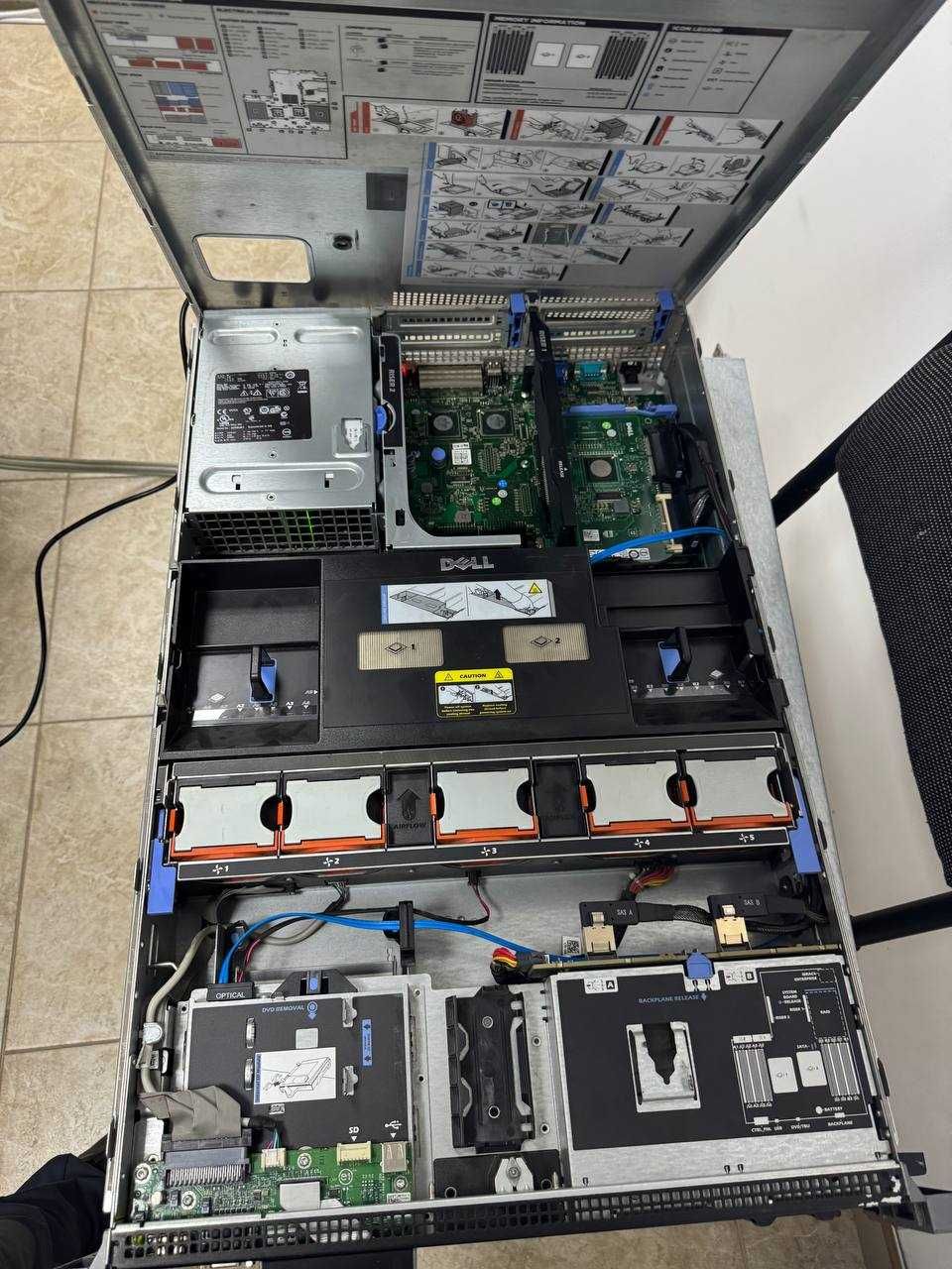 Сервер DELL R710 8SFF / X5675 / 72GB ECC