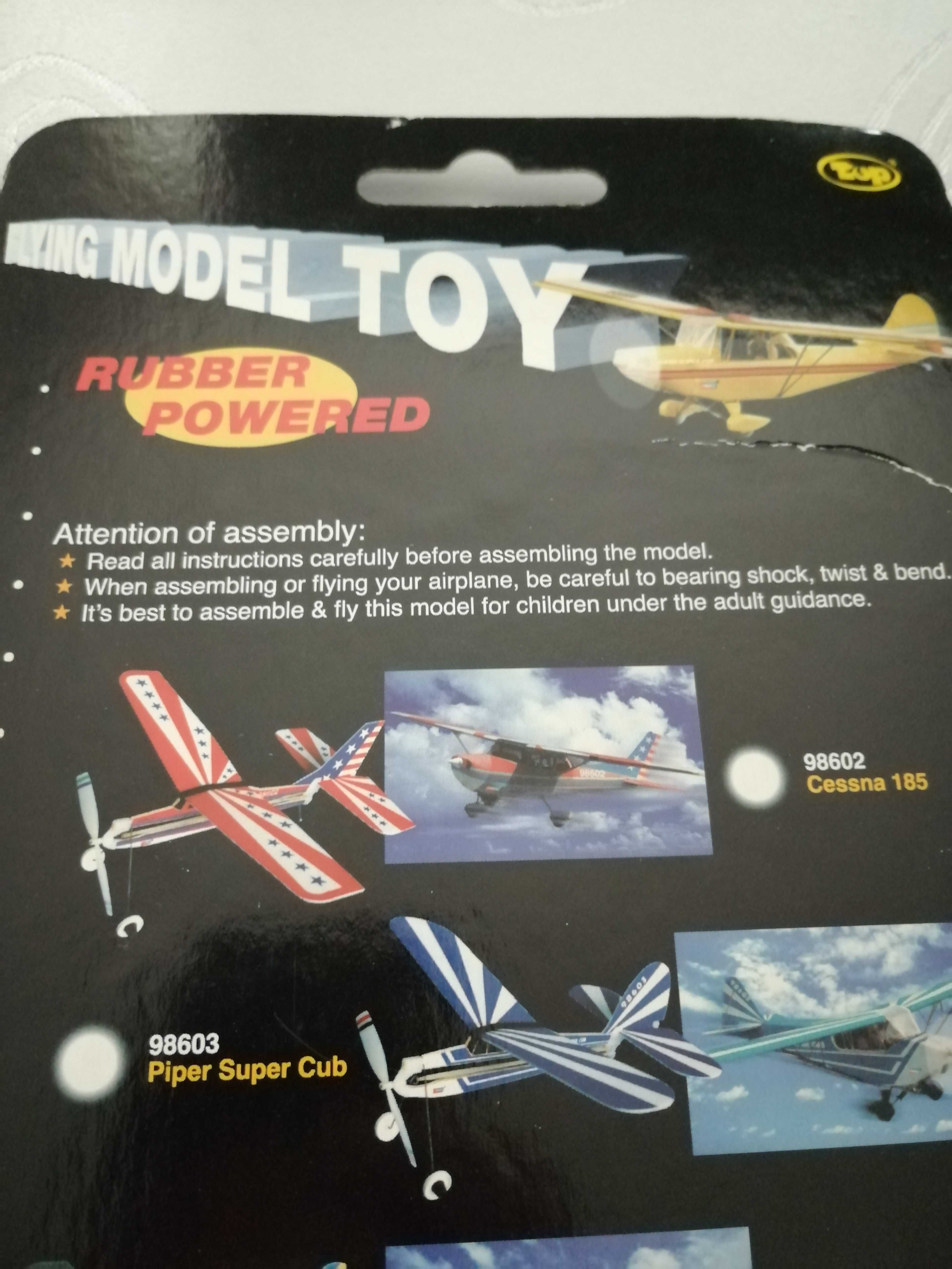 Samolot AG Husky Flying model toy Latawiec Latwy do zlozenia