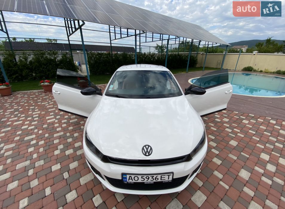 VW Scirocco 2009  (Golf/CC/VW)
