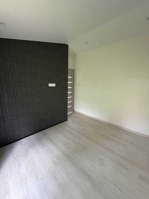 Продам котедж у Ясногородці