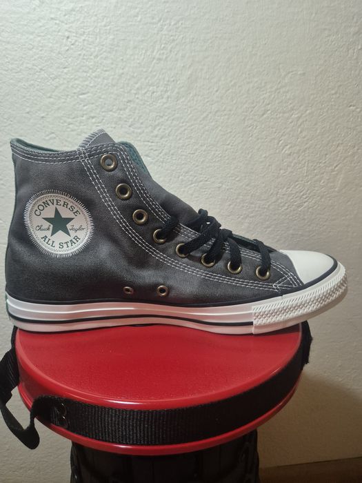 Nowe orgonalne buty Converse
