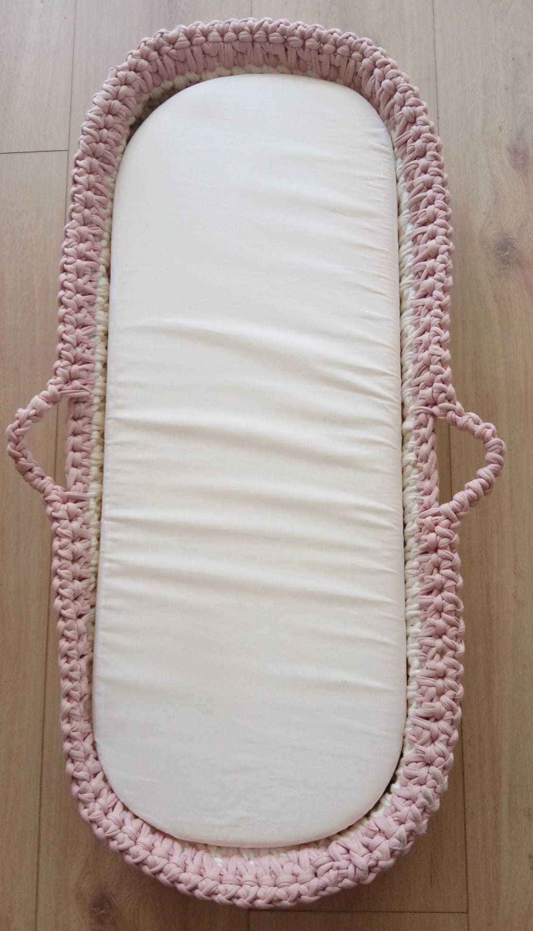Cesto / Cama Para animais C/ Colchão