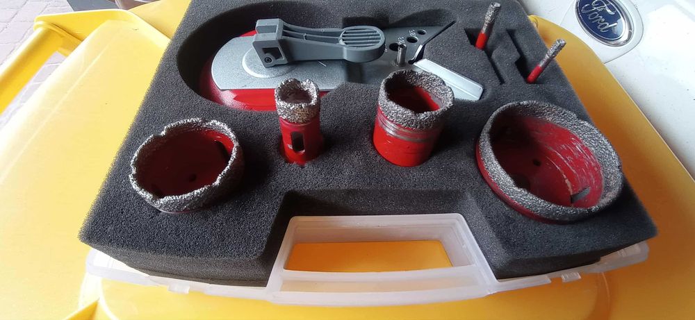 Zestaw otwornic koronek diamentowych Rubi dry gres