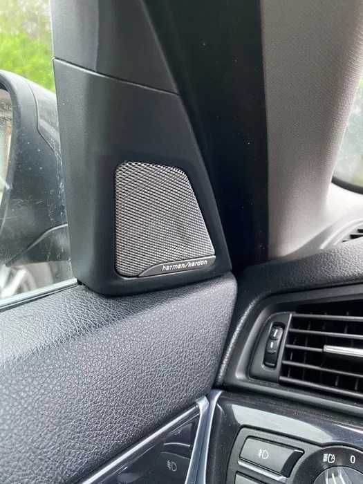 Colunas BMW série 5 Mod. F10 e F11 Harman Kardon