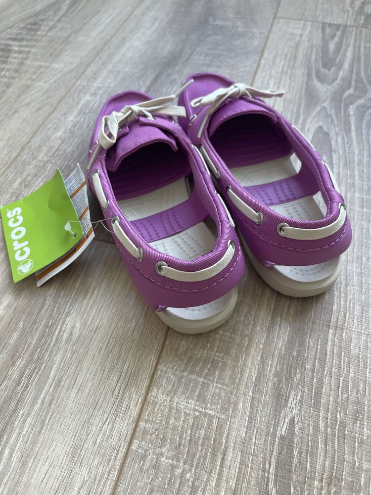 Crocs W6 (36 розмір) 990 грн