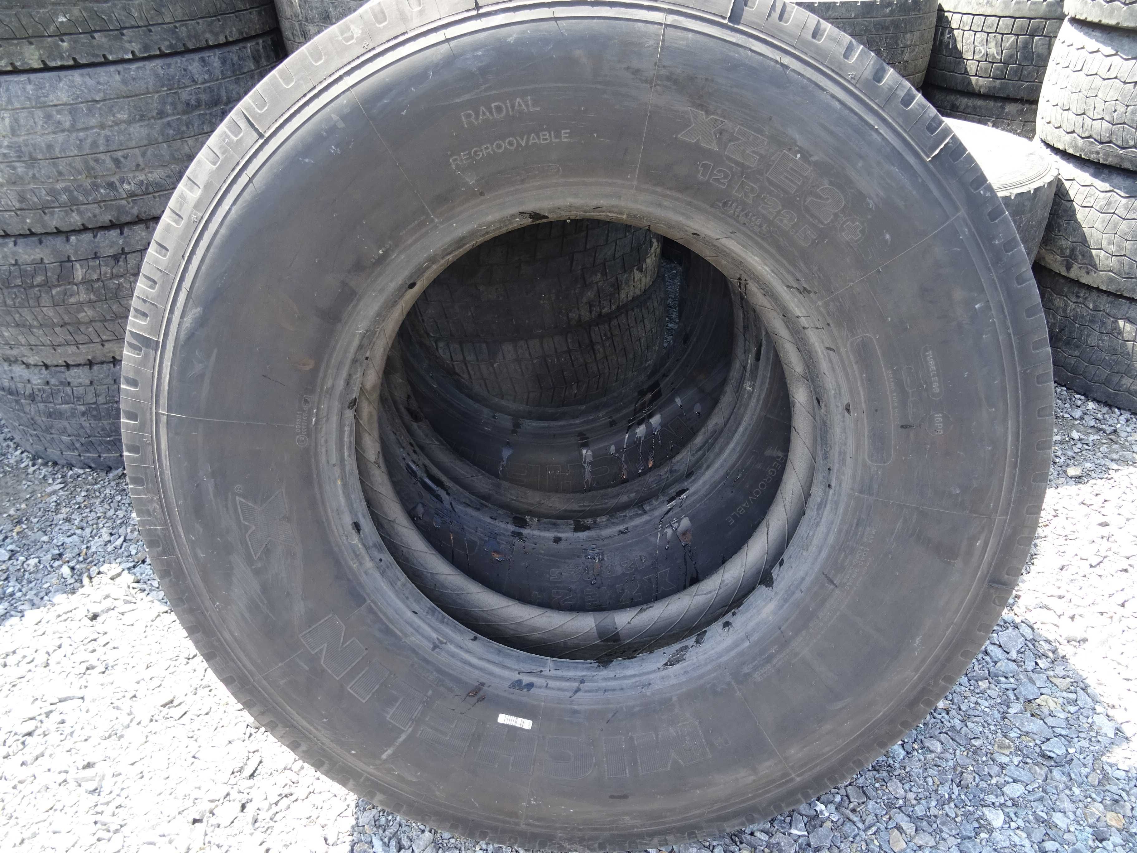 opona 12R22.5 Michelin XZE2+ (450 netto/szt.)