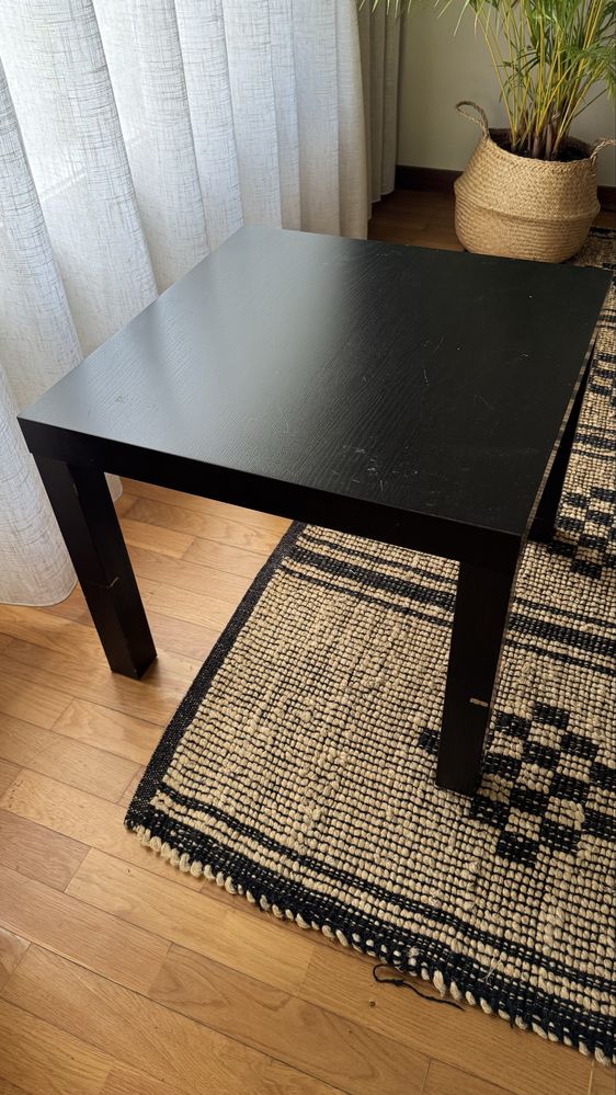 Mesa quadrada ikea