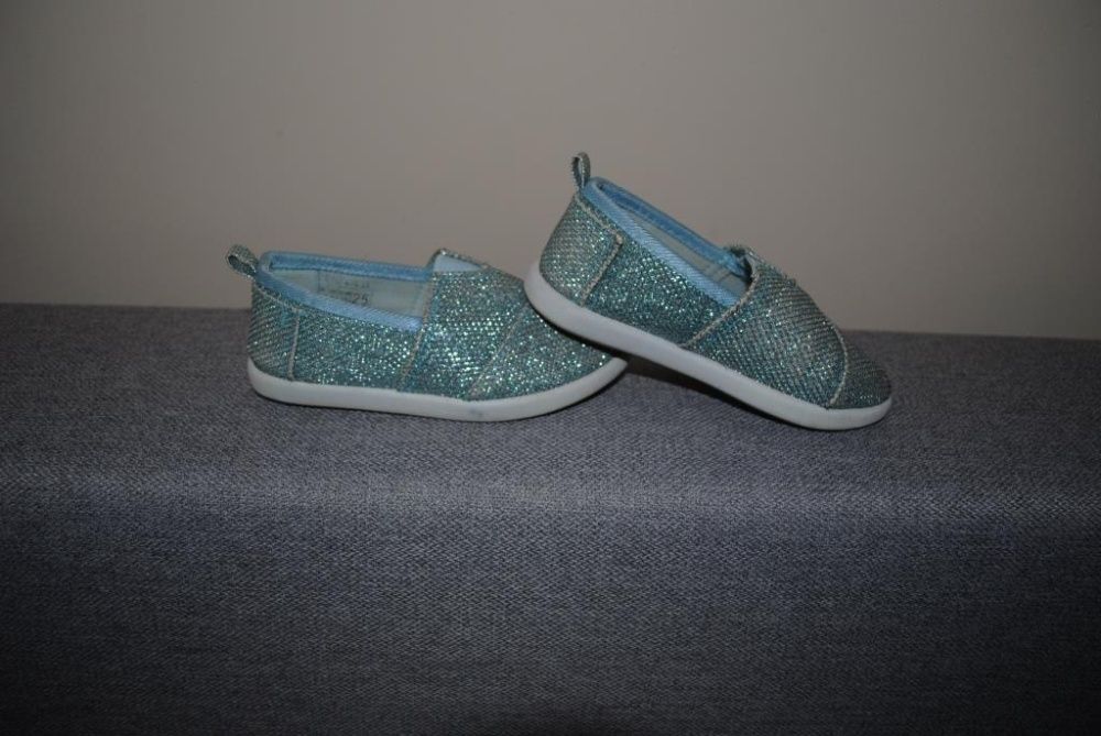 38->niebieskie turkusowe tenisówki RESERVED slip on r.25 14,5cm brokat