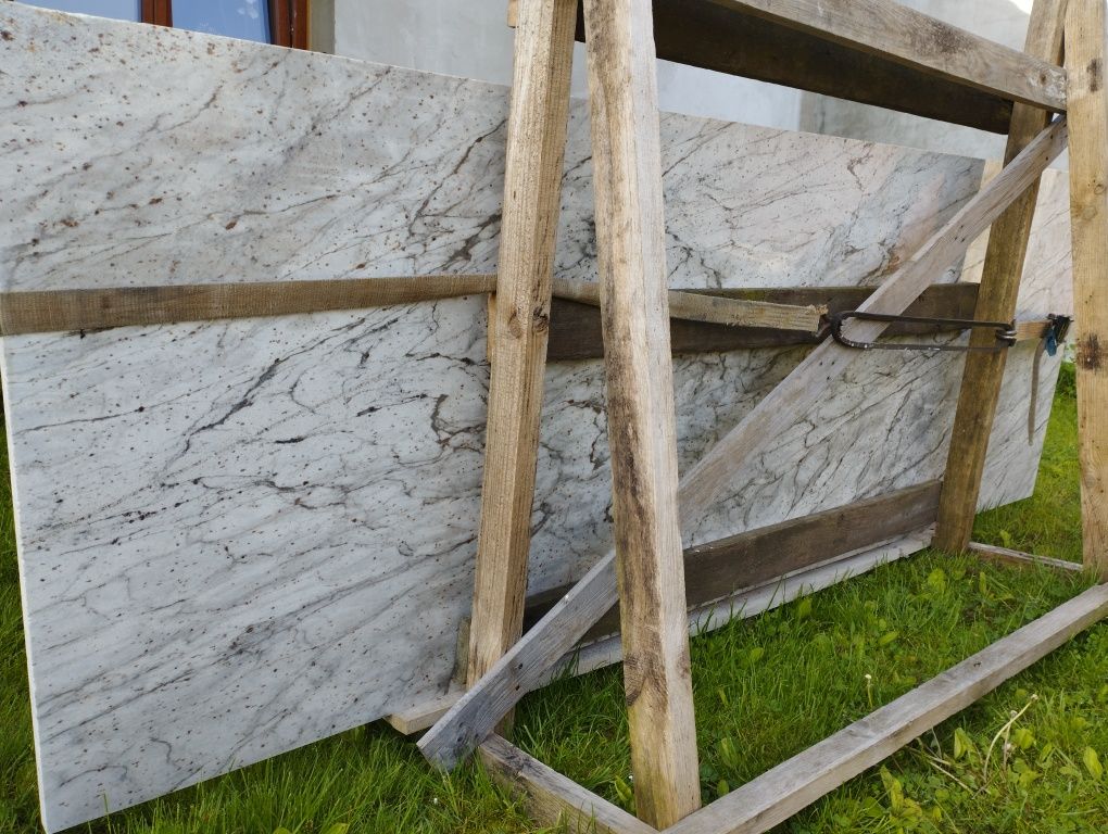 Płyta kamienna 1x3m granit thunder white