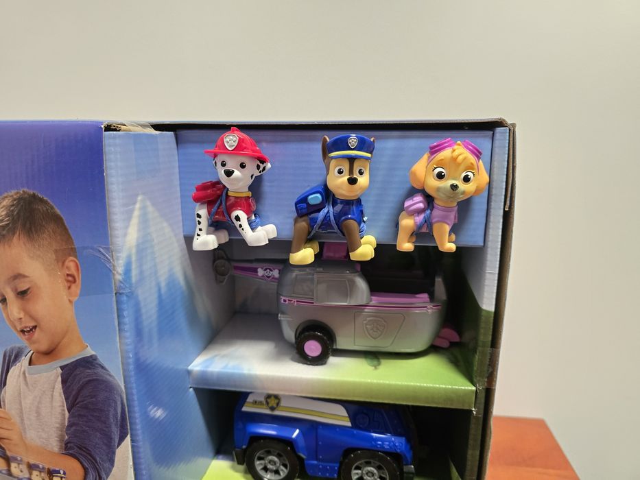 Psi Patrol Wieża obserwacyjna ze światłem, dźwiękiem, 3 autka, figurki