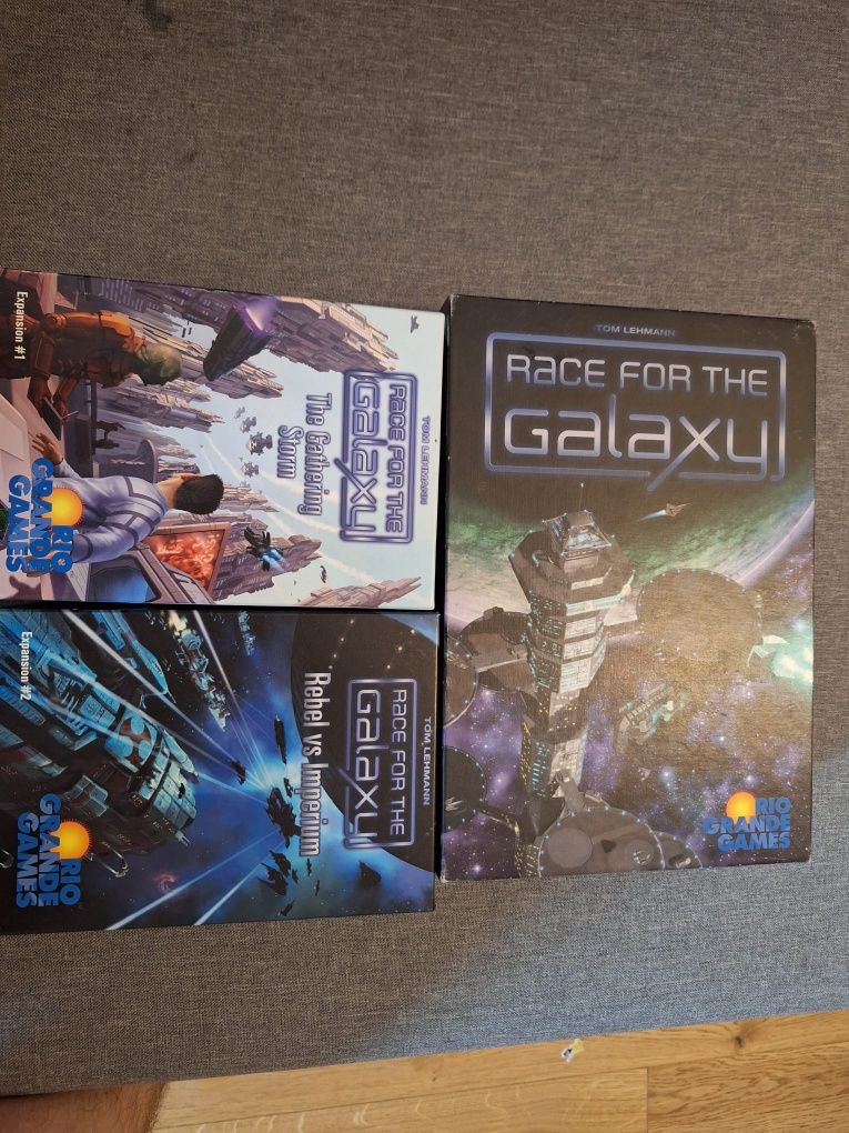 Gra planszowa Race for the Galaxy z dodatkami