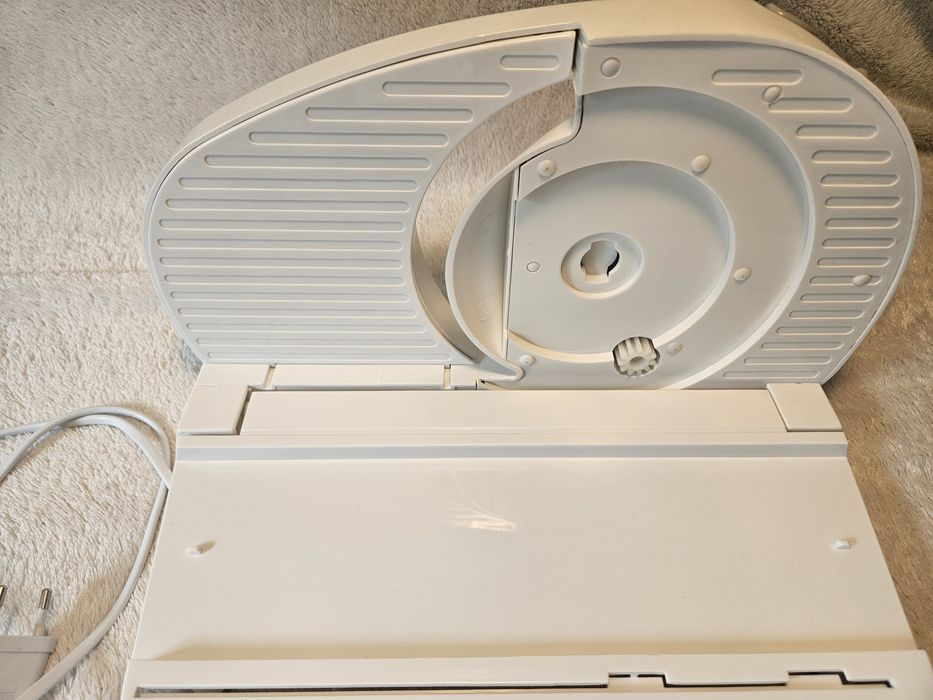 Krajalnica do chleba Sencor