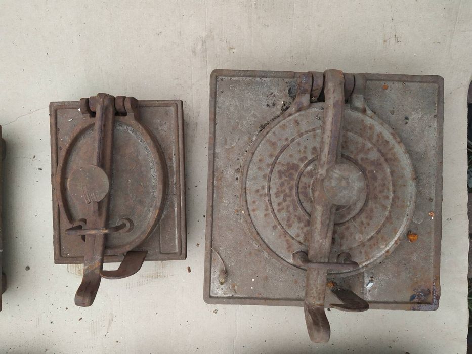 Двері чугунні