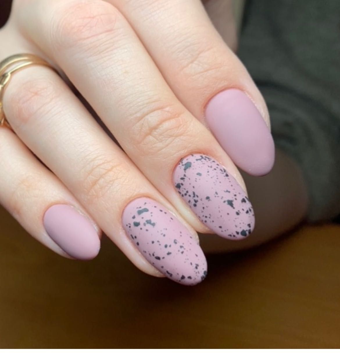 Manicure! Przedłużanie paznokci. 10% rabatu na pierwszą wizytę.