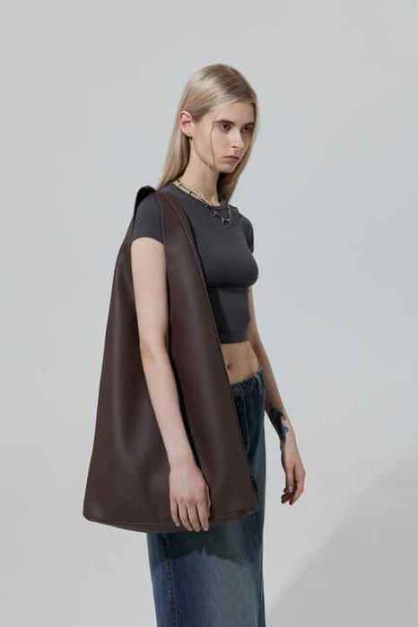 Коричневий шопер moon bag big The Blub