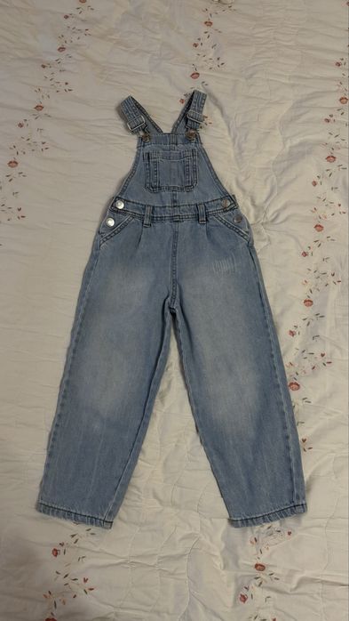 Джинсовий комбенізон на дівчинку 104см