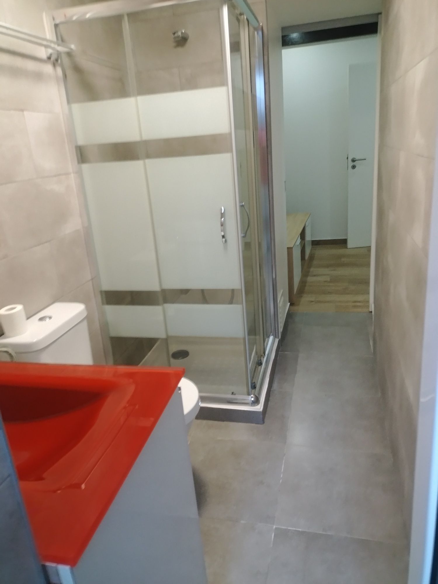 Alugo T0 em castelo branco