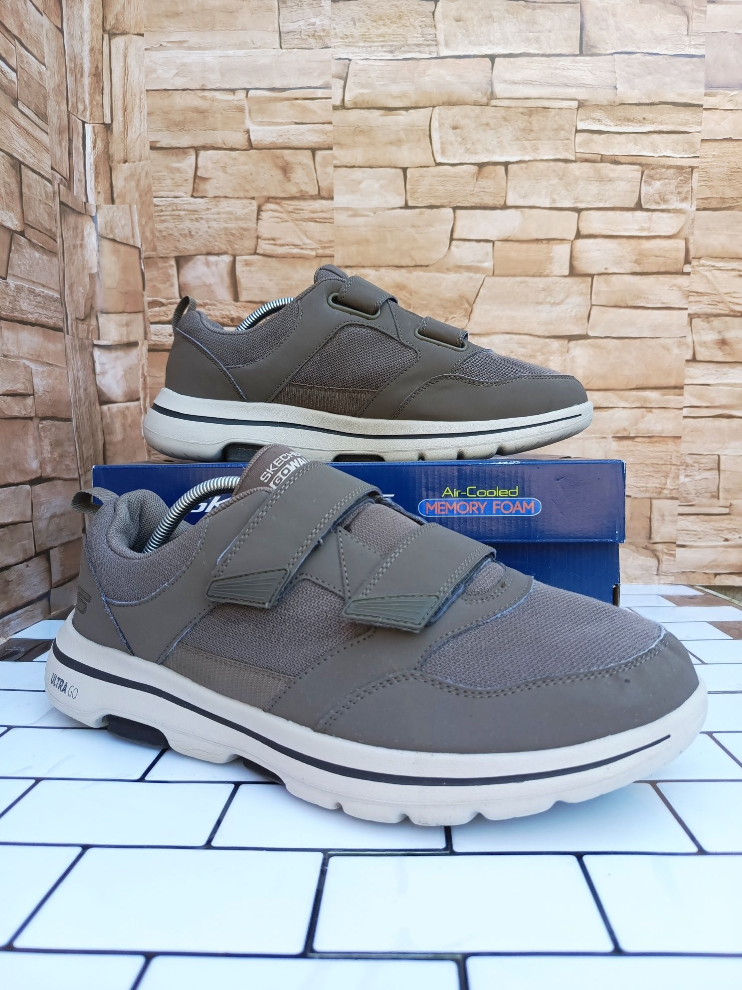 Кросівки Skechers (45розмір)