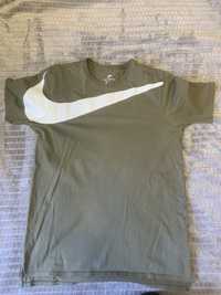 футболка Nike Big Swoosh