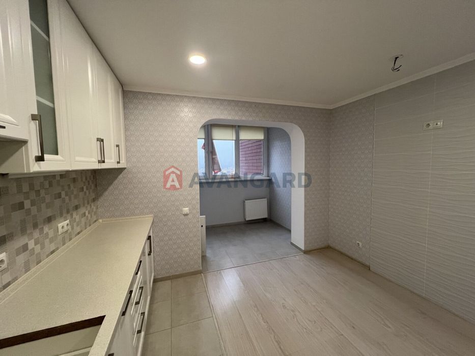 3 кімн. на вул. Сергія Данченка, ЖК Крістер Град, поруч ЖК Варшавський