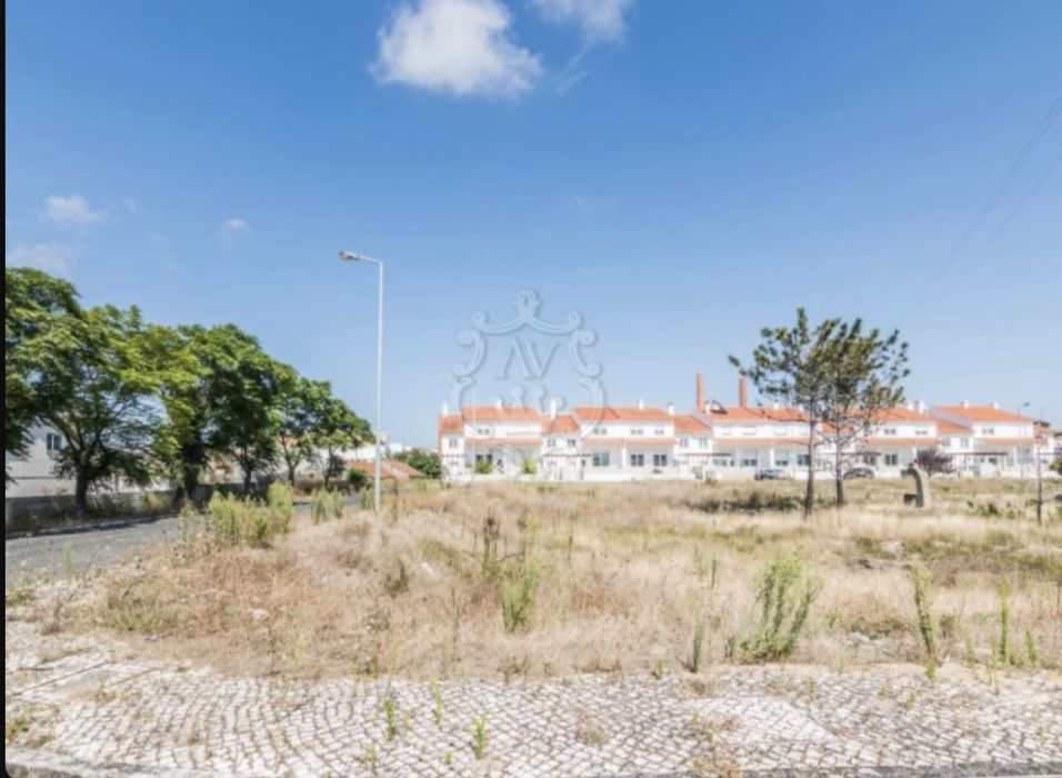 Lote terreno construção moradia unifamiliar em VIEIRA DE LEIRIA