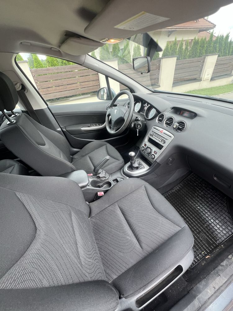Peugoet 308*1.6benzyna*2009r*KLIMA*eleltyka*niski przebieg*okazja