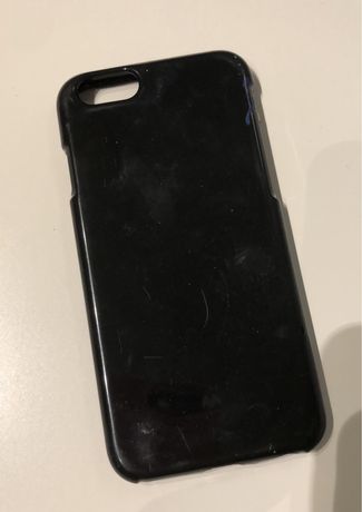 Czarne etui iPhone 6s