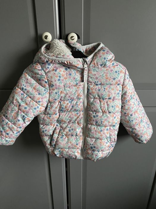 Śliczna zimowa kurteczka dziewczęca F&F 74-80cm