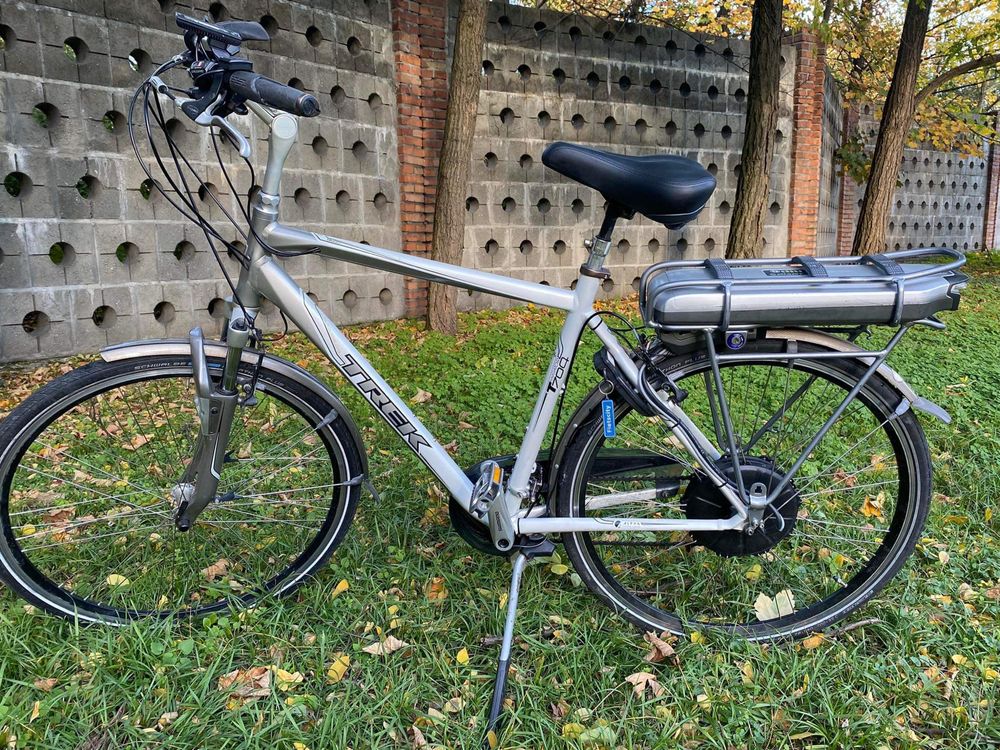 Rower elektryczny TREK NAVIGATOR T700 silnik 500 Wat