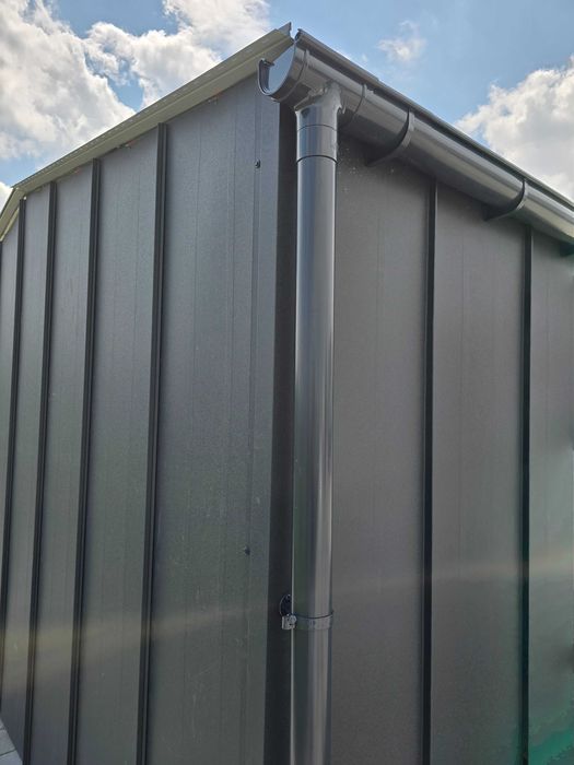 Garaż blaszany 4x6 na rąbek grafitowy dach dwuspadowy brama uchylna