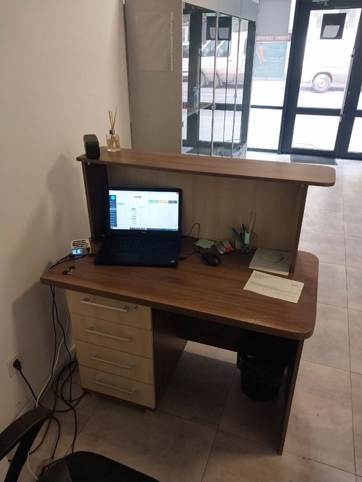 Стійка адміністратора