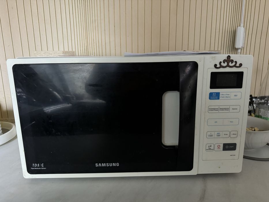 Мікрохвильовка Samsung