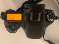 Canon 7D com punho ( vendo ou troco )