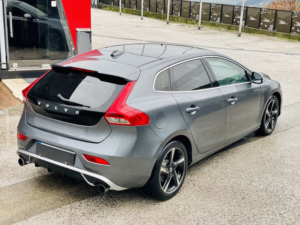 VOLVO V40 R-DESIGN 1.6 D2 115CV