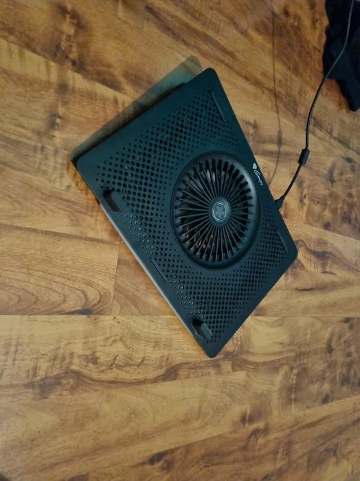 Podkładka chłodząca pod laptopa Genesis