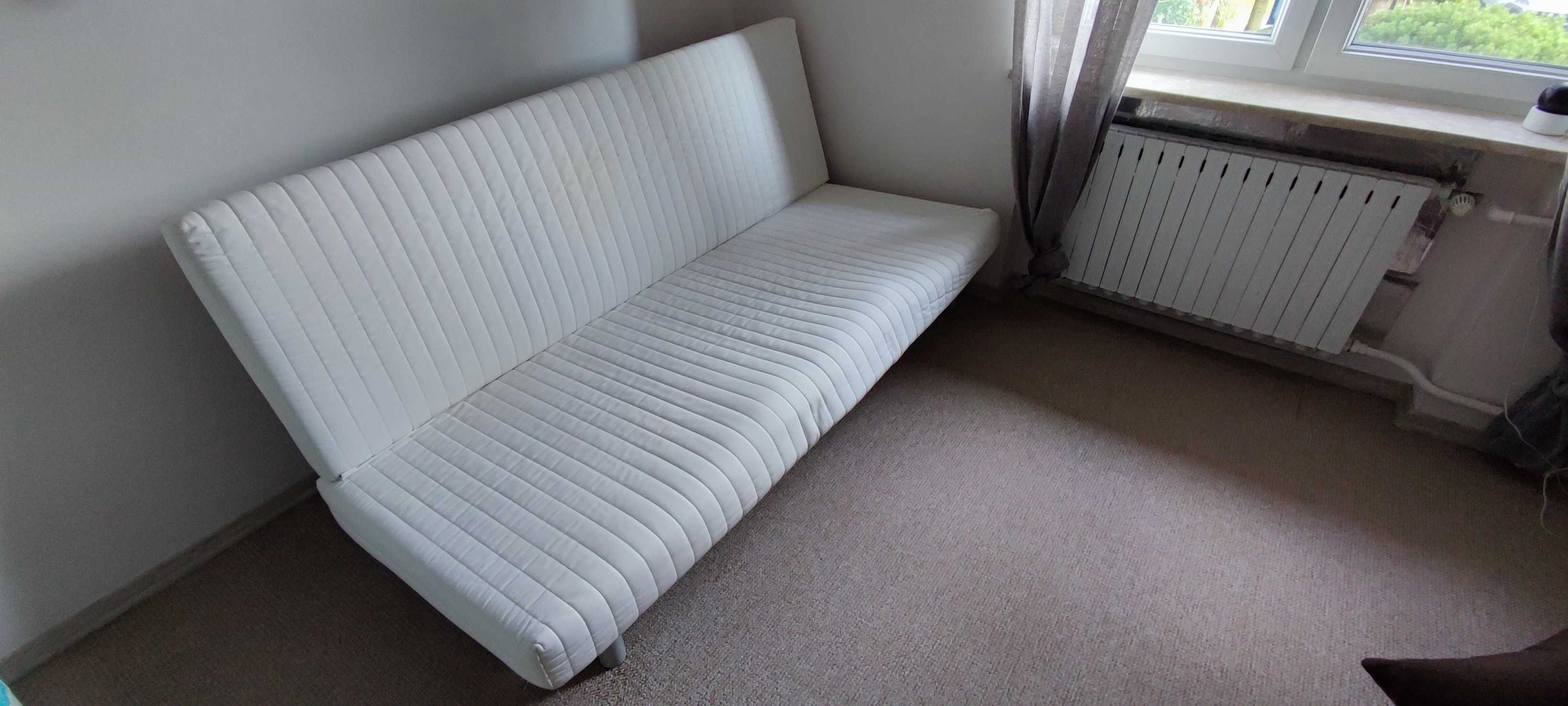 Rozkładane łóżko IKEA z materacem – 150 PLN/szt.